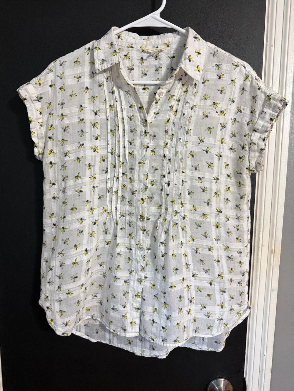 Jane & Delancey Bumblebee Button Down Blouse Size: S